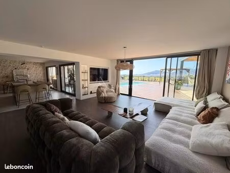 villa d’exception de 211 m2 avec vue panoramique – route de porticcio