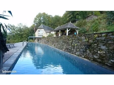 ancienne grange/bergerie rénovée façon loft