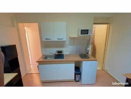 studio à louer à basse terre