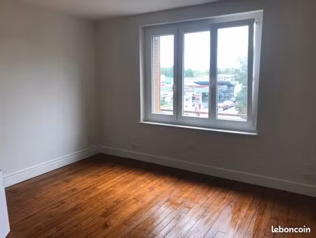 beau t3 à mézières  petit garage et jardin