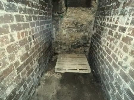 cave saine 4-5 m² sécurisée – idéale stockage – clichy (centre ville)