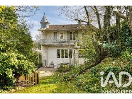 chalet 6 pièces 136 m²