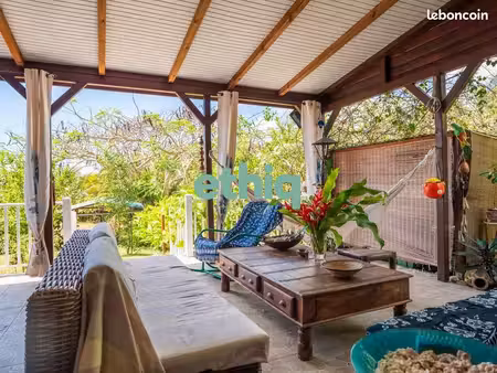 propriété 3 pièces 110 m²