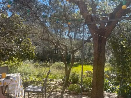 belle maison en pleine forêt en sous-location — grand jardin  calme  proche balades