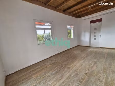 villa 5 pièces 110 m²