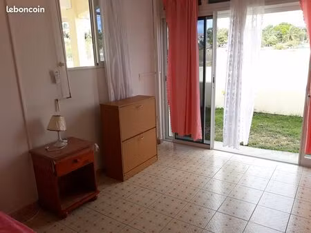 loue spacieux f3 sainte-anne