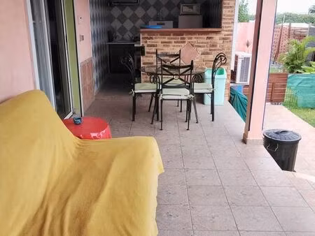 studio meublé mitoyen dans villa baie-mahault