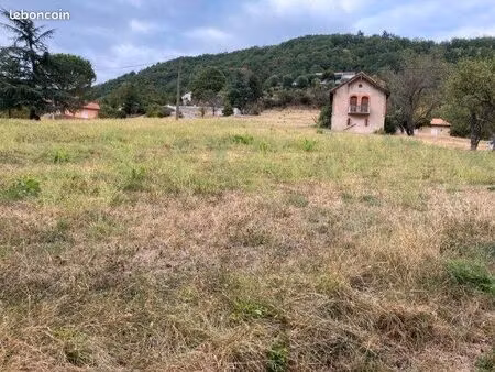 terrain 2314 m2