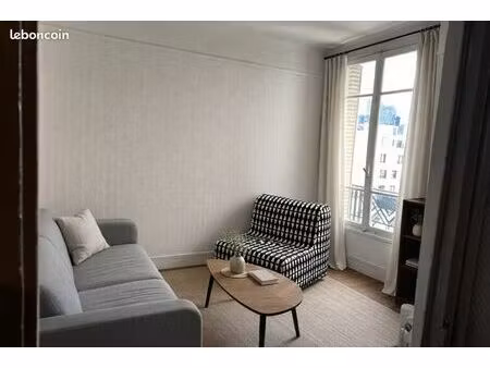 courbevoie - studio meublé lumineux avec vue la défense  à 5 min gare