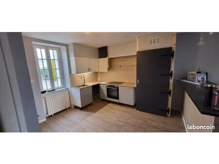 bel et vaste appartement avec clim