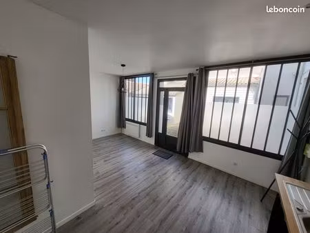 studio centre ville la rochelle