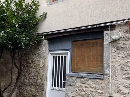 ussel - studio à louer