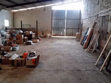 lour grange. 190m. carres