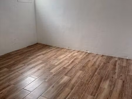 maison vue sur mer et montagne