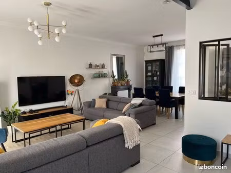 ? maison de ville longue durée meublée et décorée - familiale – 150 m² – 4 chambres – jard