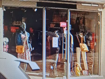 angouleme - saint-cybard particulier loue magasin