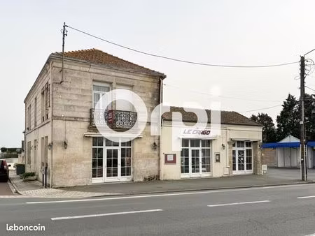 commerce hôtel 320 m²