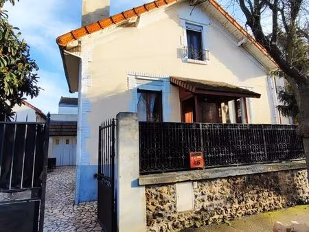 pavillon 5 pièces 80 m²