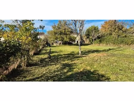 terrain 1 310 m² burie