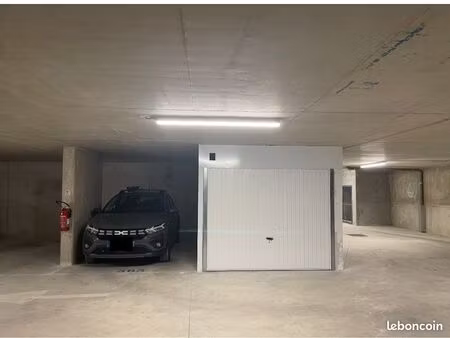 box proche periph-a3 et métro