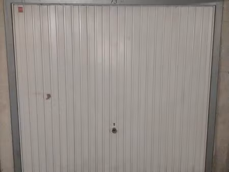 box/ garage à louer