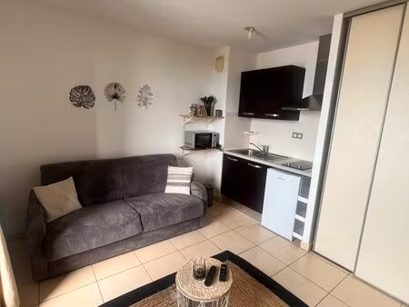 studio étudiant meublé