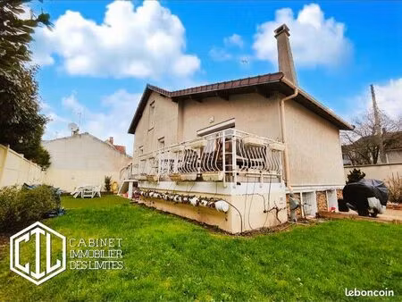 pavillon 5 pièces 129 m²