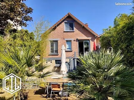 pavillon 5 pièces 100 m²