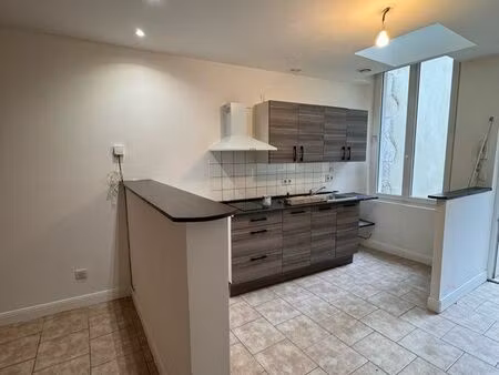 t2 avec terrasse quartier auron