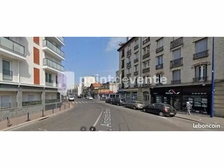 boucherie/charcuterie 100 m²