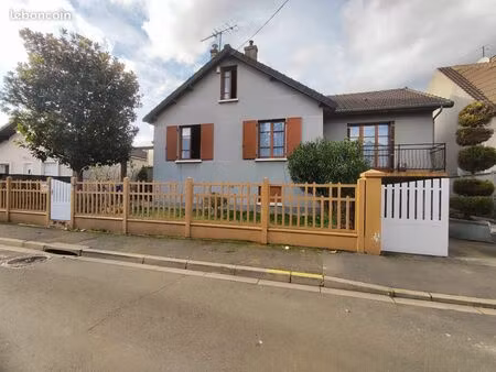 maison 7 pièces 130 m²