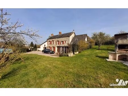 maison 8 pièces 147 m²