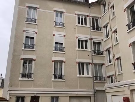 2 pièces meublé 42m2 - centre ville