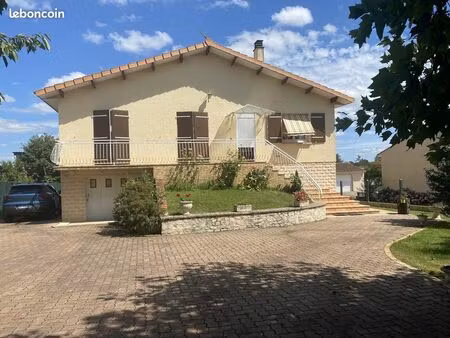 maison 5 pièces 111 m²