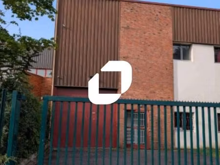 local d'activité 273 m²