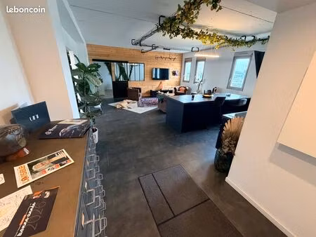 bureaux 144m2 à louer - caen 14000