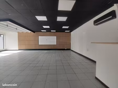 bureaux  local commercial 90 m² creysse
