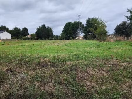 terrain 1 450 m² la chapelle gonaguet