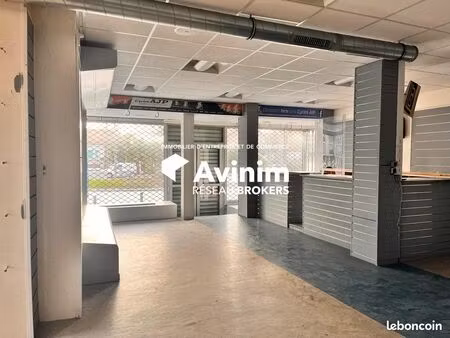 local 422 m² noisy-le-grand