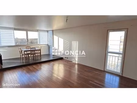 appartement 3 pièces 80.24m² à louer 1590 - velizy-villacoublay 78140