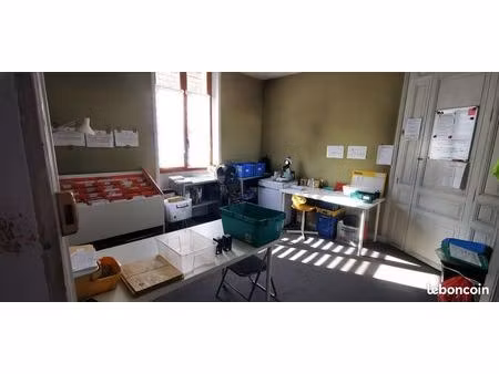 bureau centre ville de brive avec parking