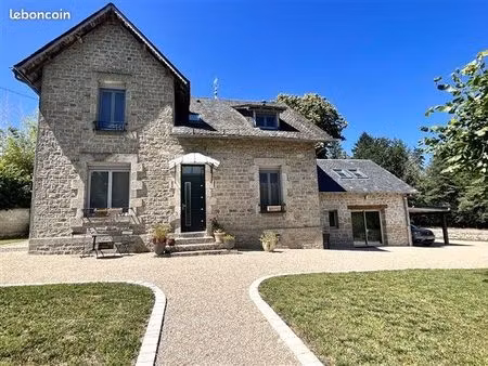 belle maison ancienne de 200 m2 entièrement rénovée