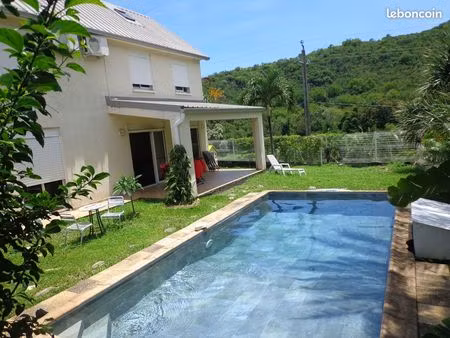 villa à louer du 7 juillet au 13 aout