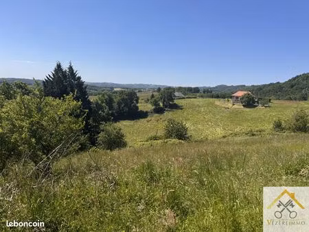 terrain 2746 m² voutezac