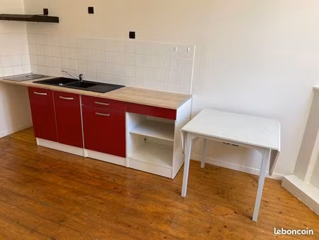 rouillac centre t2 rénové