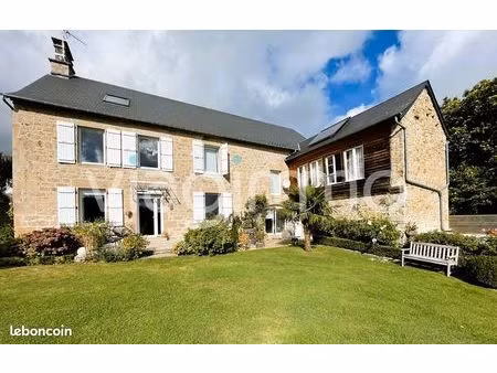 propriété 9 pièces 233 m²