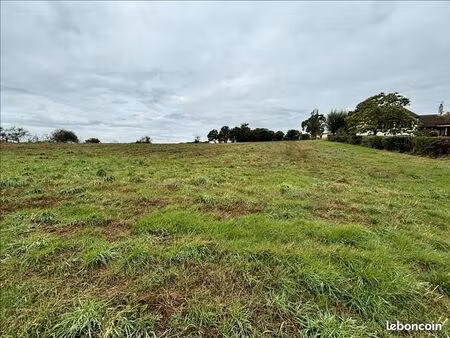 terrain 3 600 m² villard