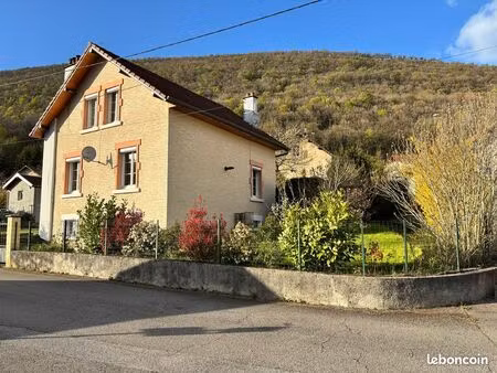 maison - 4 pièces - 100m2