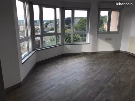 grand f1  centre evreux avec parking privé dans résidence de standing