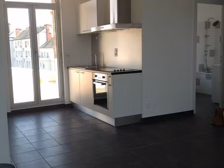 location appartement t2 premier étage 3 avenue david d'angers saumur